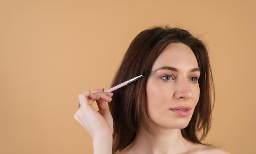 How to Remove Liquid Eyeliner without Makeup Remover?