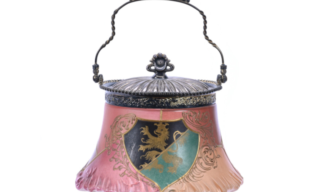 Woody Auction will Offer The Hite Collection of Wave Crest, R.S. Prussia, ABCG and more, April 26th