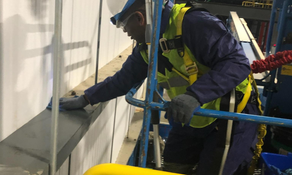 Dust, Debris, and Downtime: Hidden Risks in Poorly Maintained Warehouses