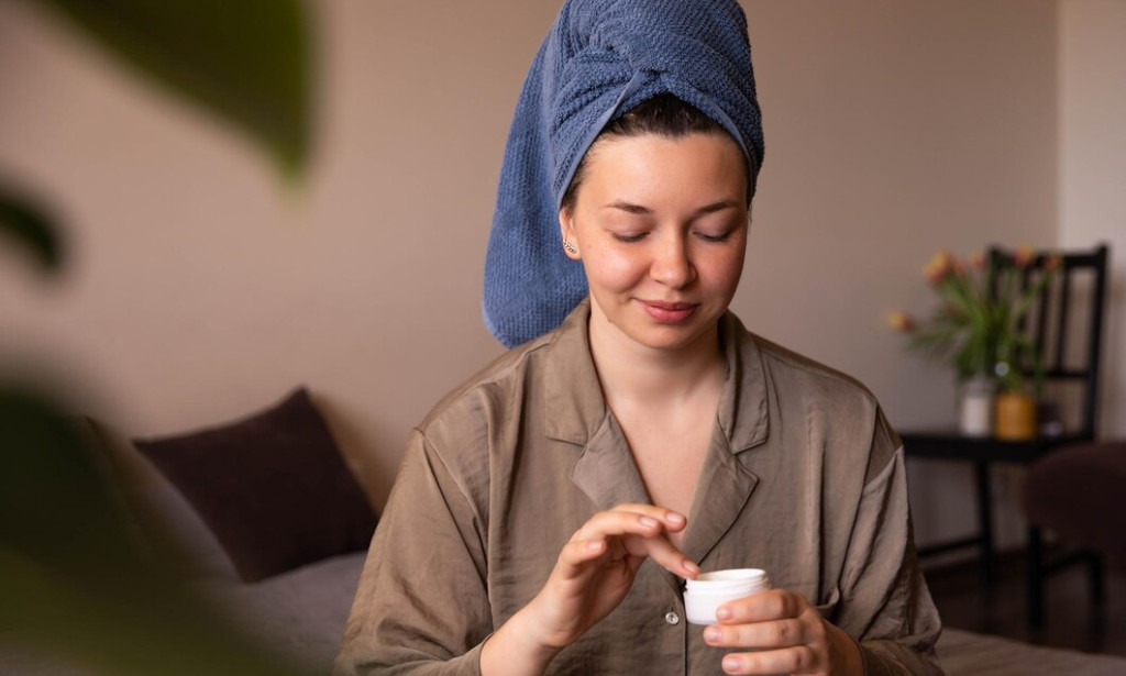 Can I Apply Oud Body Yogurt on My Face?