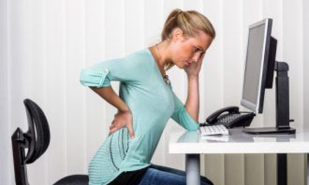 Posture Changes in Pregnancy: When to See a Chiropractor for Poor Posture