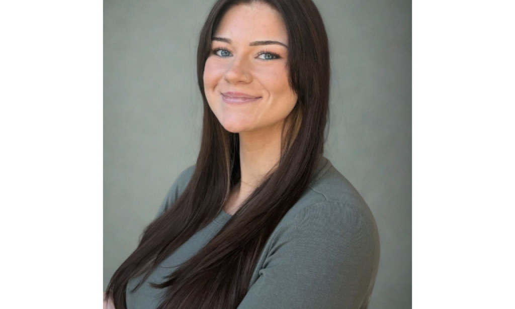 SelecTech Names Chloe Thomas as Marketing Manager